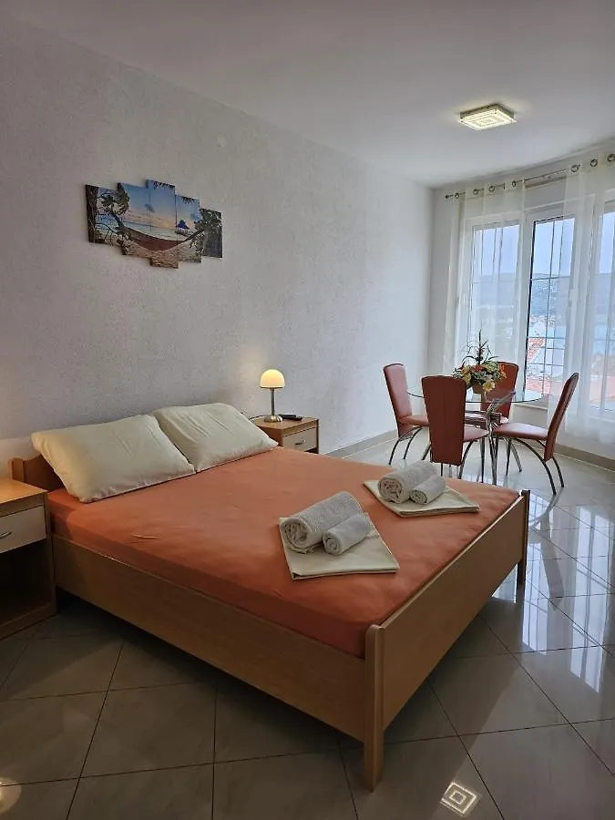 Apartmani Barnjak Trogir Apartament