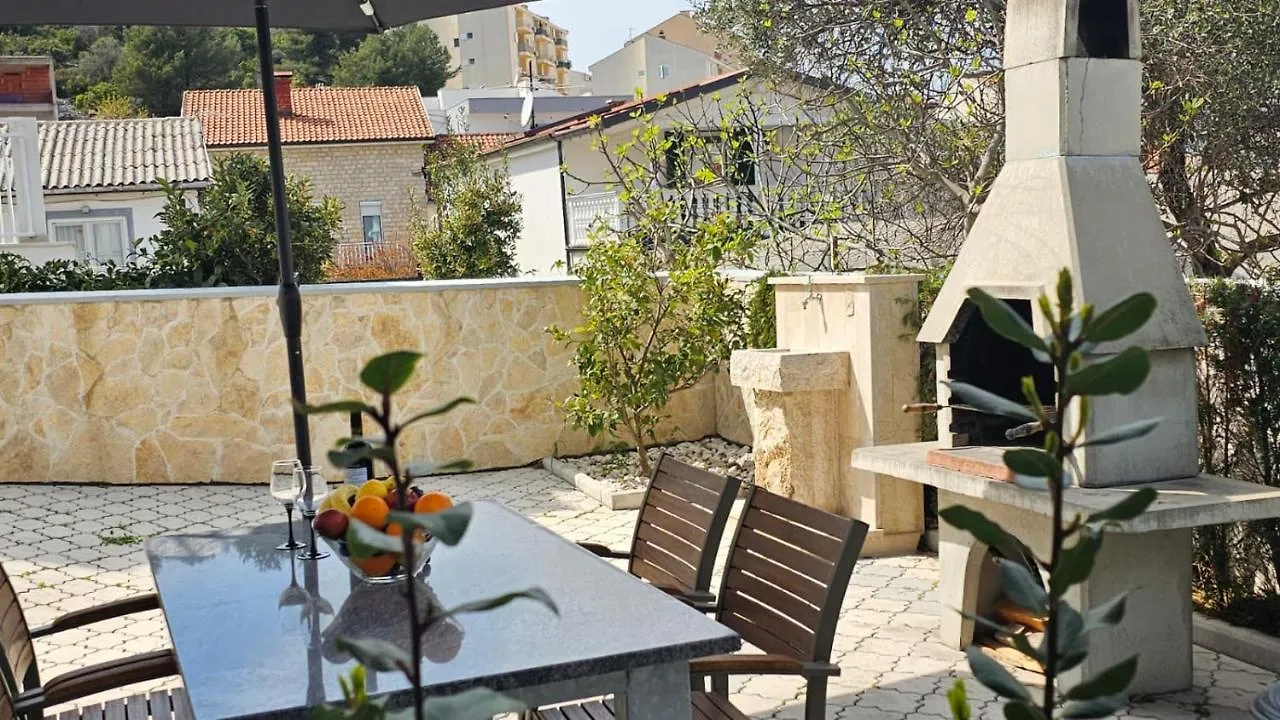 Apartmani Barnjak Трогир