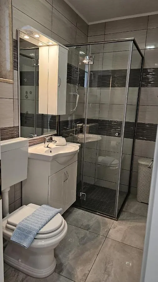 Apartmani Barnjak Трогир 0*,